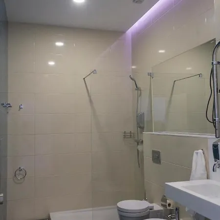 Marketplace 1 * Ponta Delgada